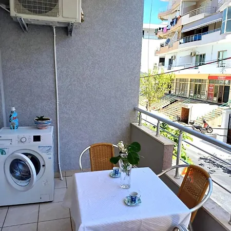 Azure Apartments Sarandë Exterior foto
