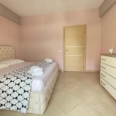 Azure Apartments Sarande Exterior photo