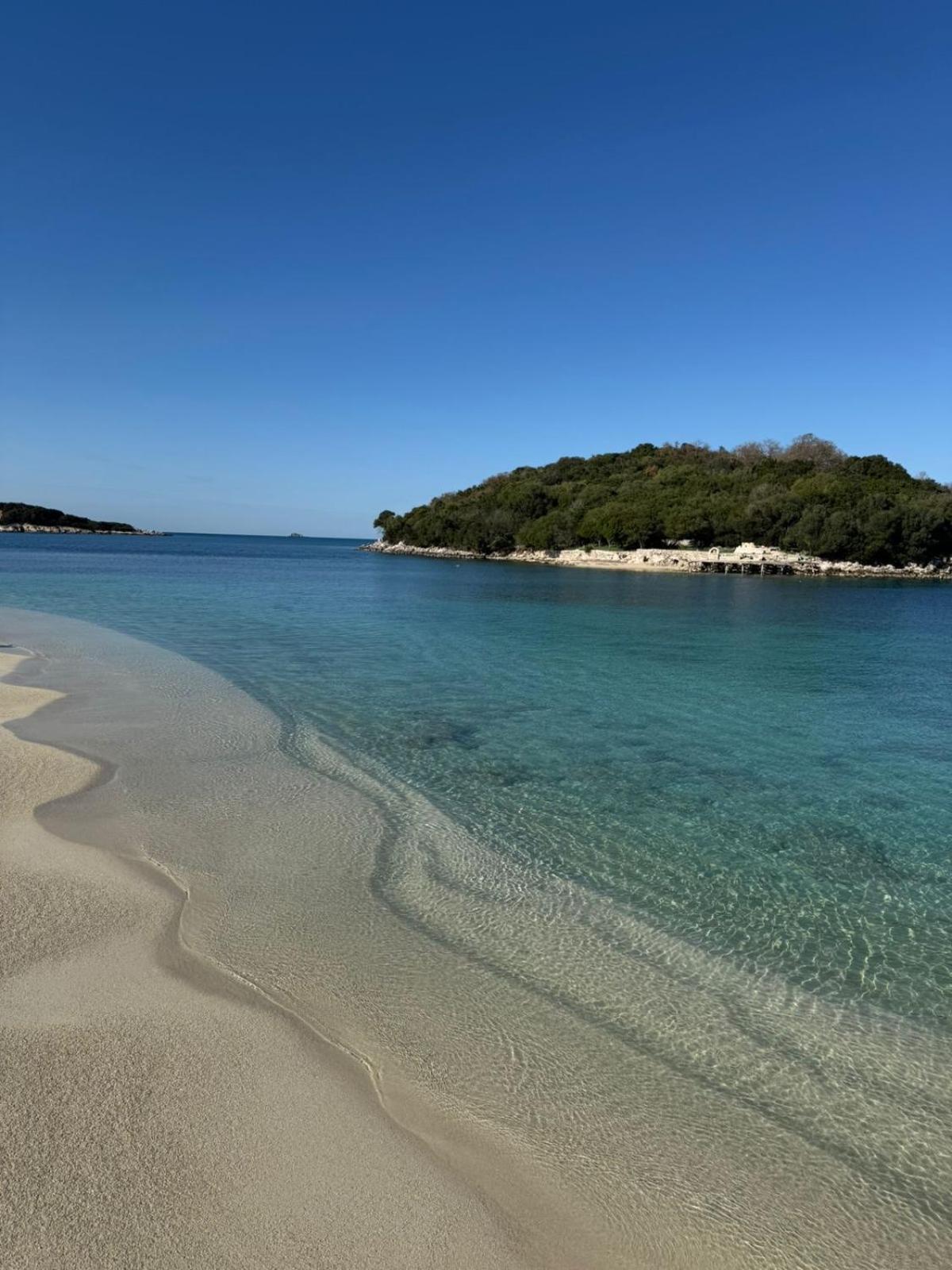 Azure Sarande